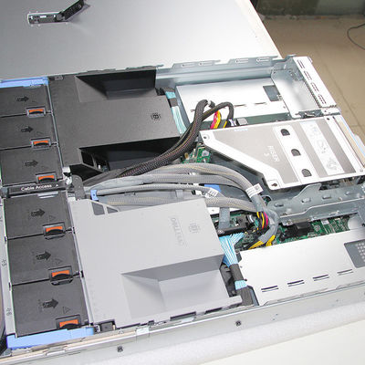 스톡 델 파워엣지 R750xs R750xa R750 2U 랙 서버 6310 CPU와 4x32GB DDR4